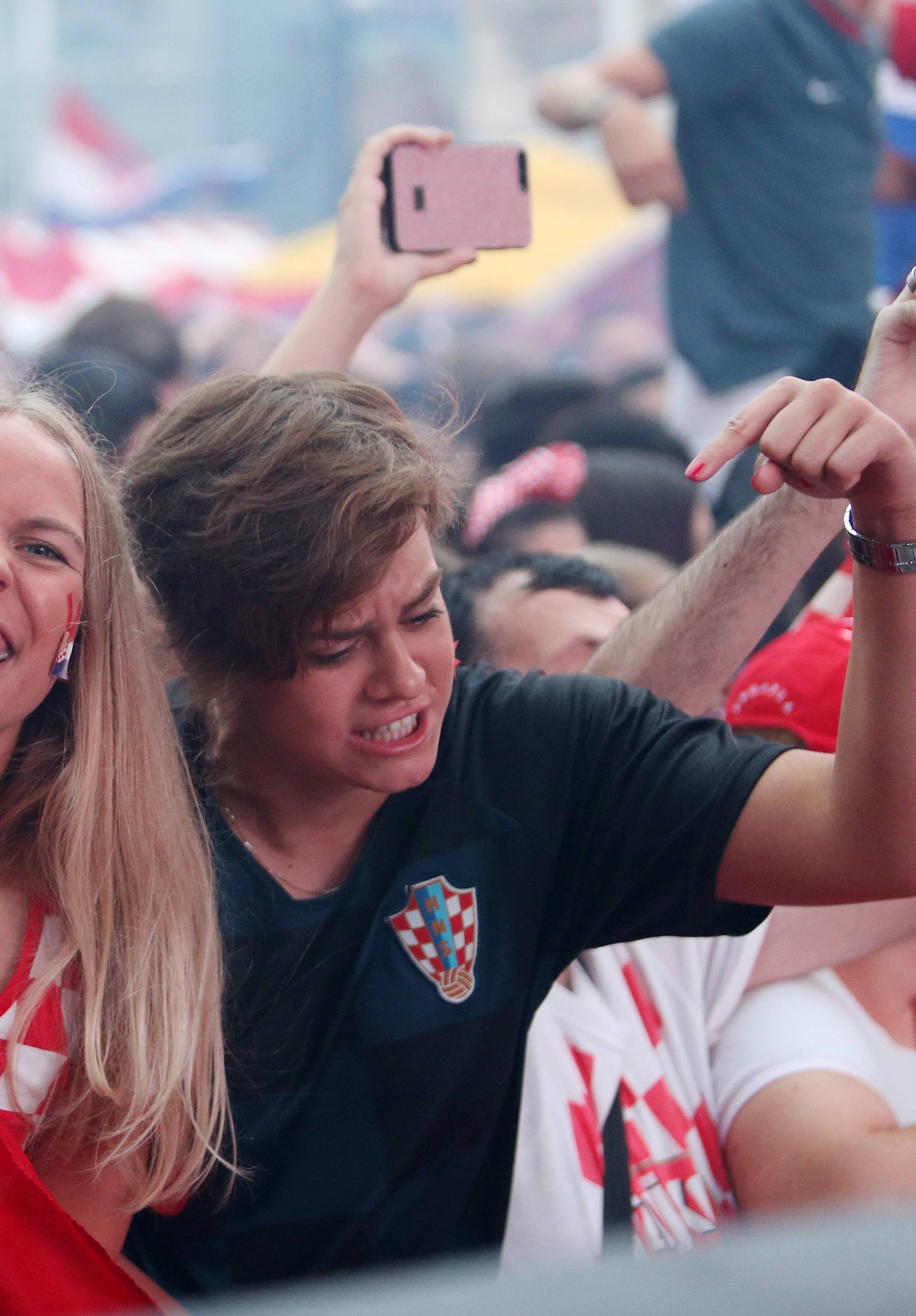 Idemo u finale! Ludnica na ulicama, cijela Hrvatska gori