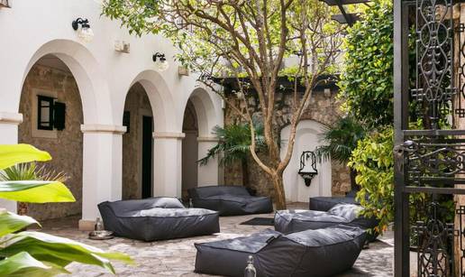 FOTO Vila iz 19. stolje&cacute;a u Bolu na Bra&ccaron;u daje priliku da iskusite &ccaron;aroliju pro&scaron;lih vremena