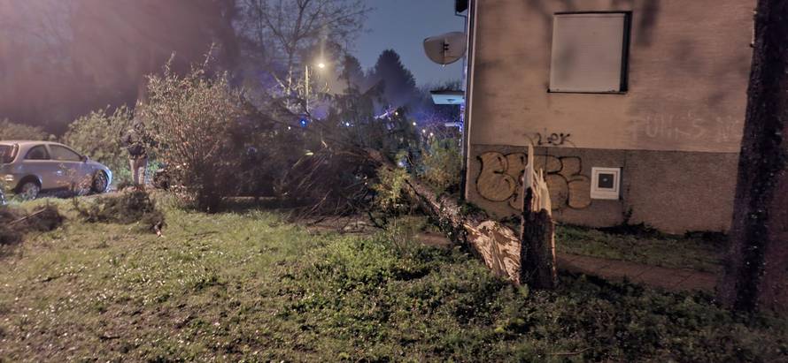 Evo koliko su vatrogasci imali intervencija zbog oluje