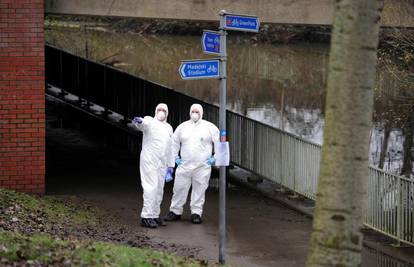 Engleska: Kraj rijeke našli izbodeno tijelo tinejdžerice