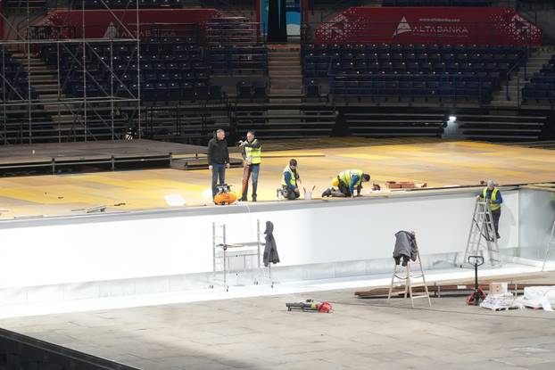 Obilazak Beogradske arene u kojoj  se  postavlja  bazena u kome će se igrati utakmice 37. EP u vaterpolu 