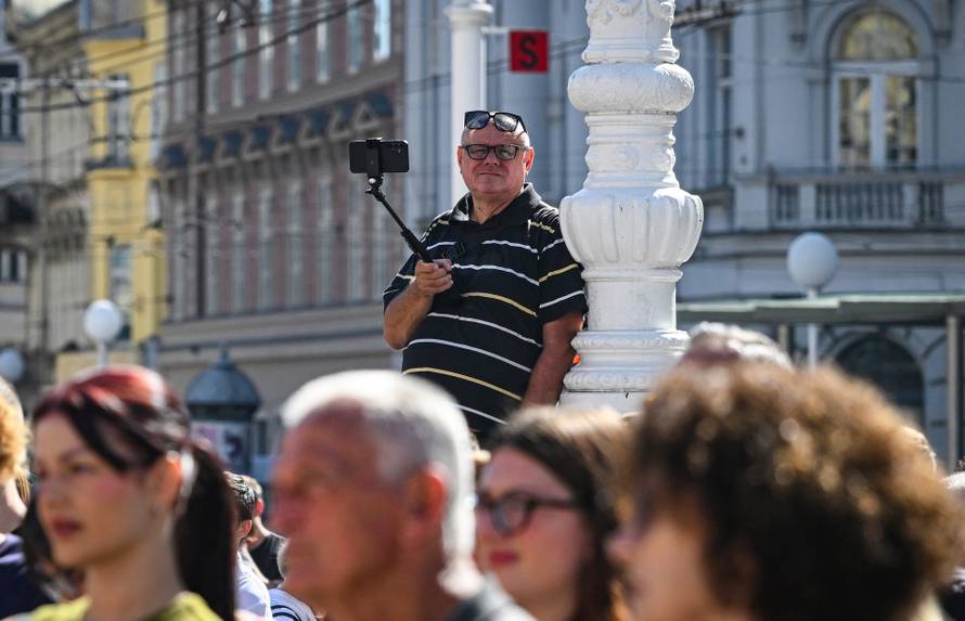 Zagreb: Održan "Prosvjed za spas hrvatske kulture, ne uvozu stranih radnika"