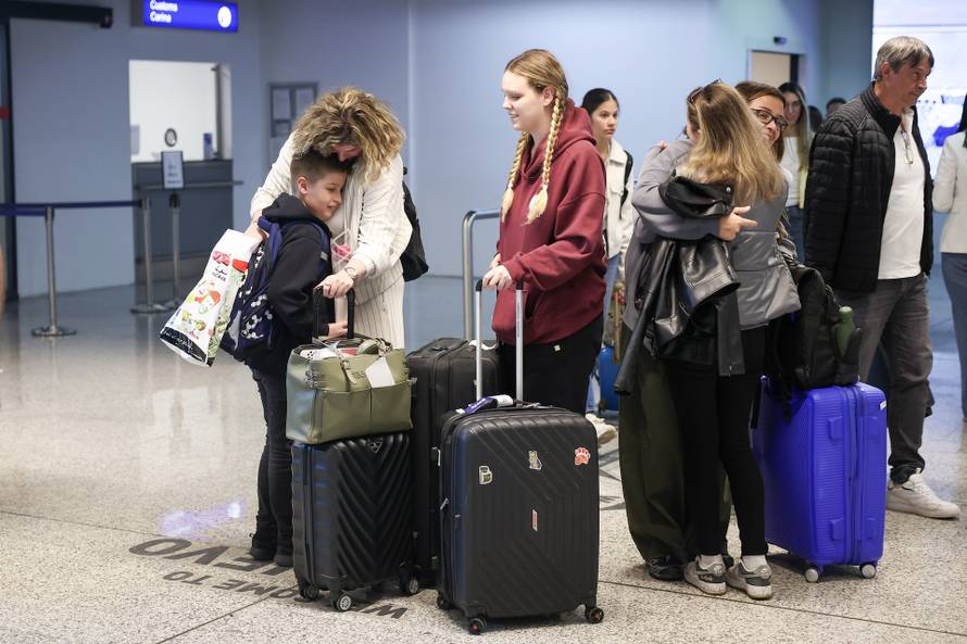 Novi avion iz Dubaija s državljanima Bosne i Hercegovine sletio je u Sarajevo