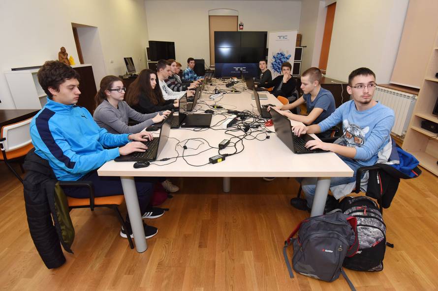 Naši informatičari dobivaju poslove u vrhunskim tvrkama