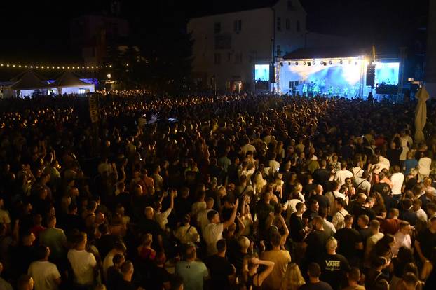 Oroslavje: Dubioza Kolektiv nastupila na Ljetnoj pozornici