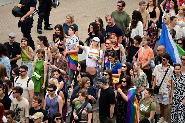 Zagreb: 25. Povorka ponosa LGBTIQ zajednice "Korak po korak, iskorak!"