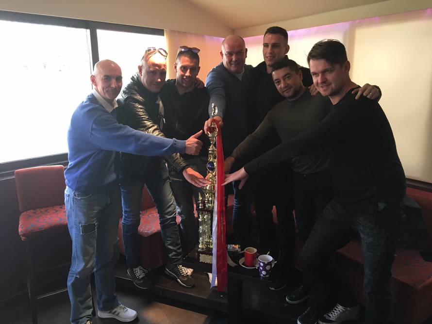 Dalić testira splitsku publiku na turniru 'Četiri kafića'...