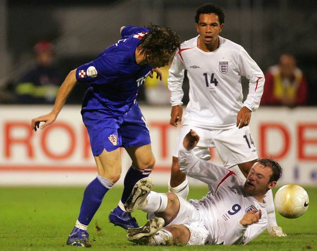 ARHIVA - 2006. Zagreb: Vatreni i "maksimirska krtica" srušili su Englesku 