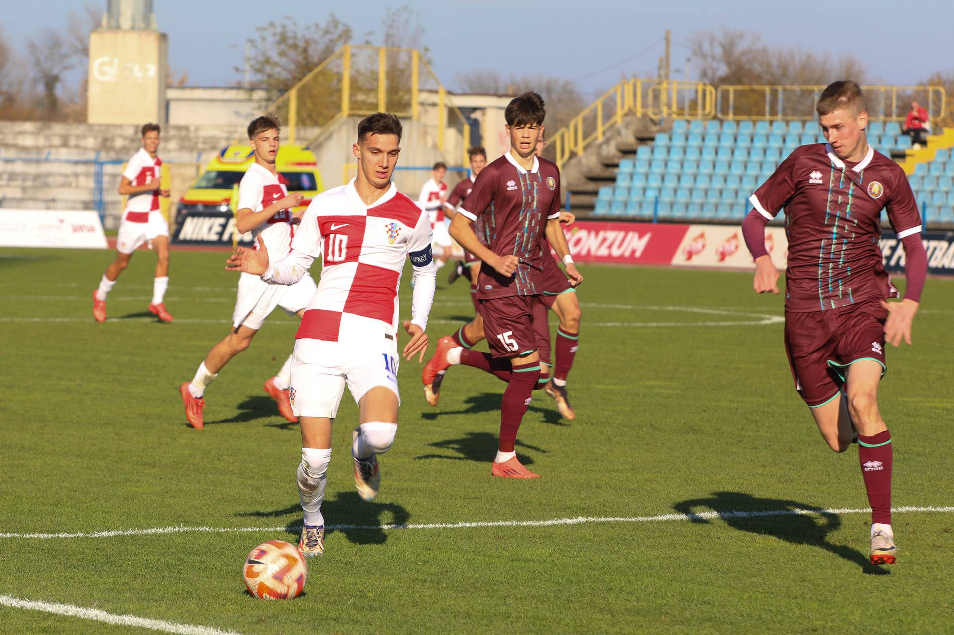 Karlovac:Utakmica Hrvatska - Bjelorusija U-19