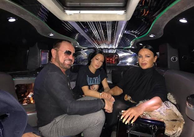 Rijetko tko bi ga prepoznao! Pogledajte kako je popularni Mile Kitić izgledao u mladosti