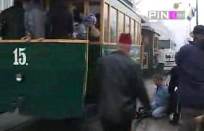 Sarajevo: Sudarili se tramvaj i konjska zaprega