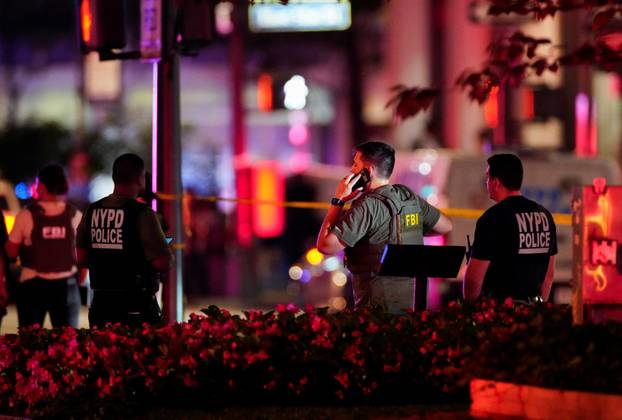 Reported active shooter situation in the Manhattan borough of New York City