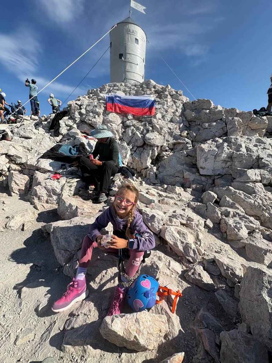 Angela (7) je djevojčica bez granica! 'Ne idem još ni u školu, a već sam osvojila Triglav'