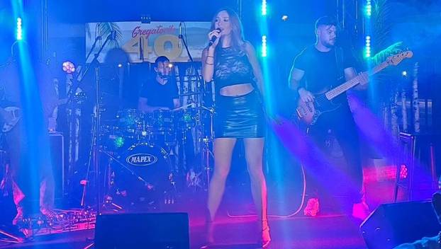 FOTO Uf, Lille zna kako podići na koncertu atmosferu: Pogledajte outfite kojima oduševljava sve