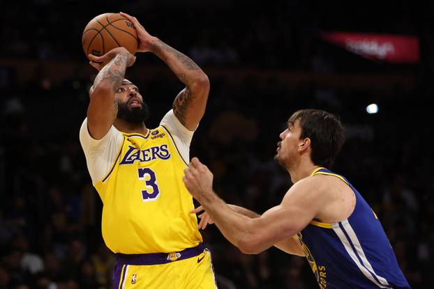 NBA: Preseason-Golden State Warriors at Los Angeles Lakers