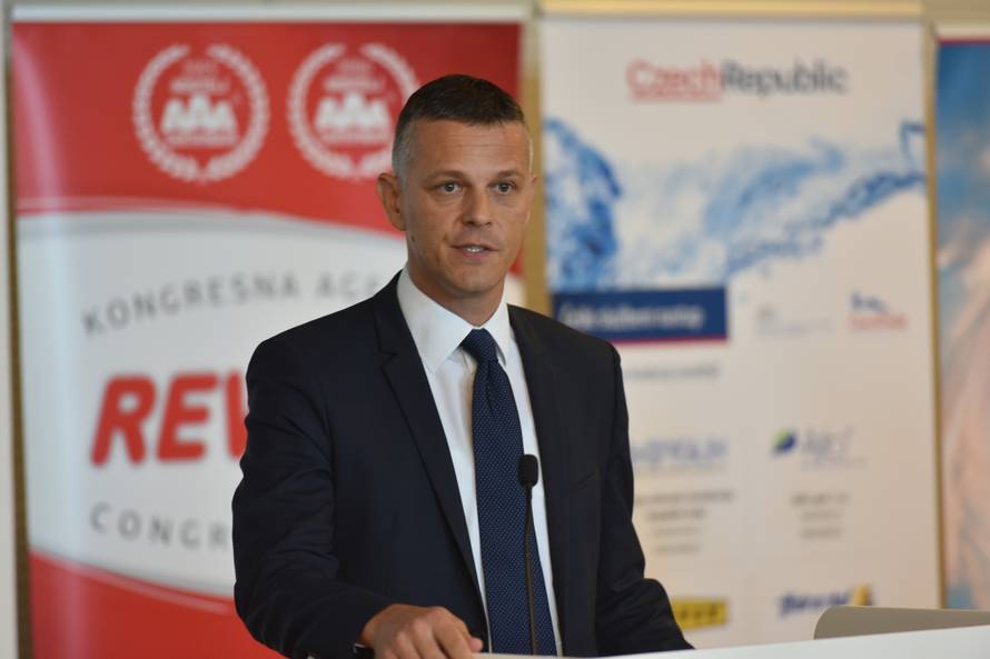 Pula: SveÄano otvoren skup "Aktualna problematika u vodoopskrbi i odvodnji"