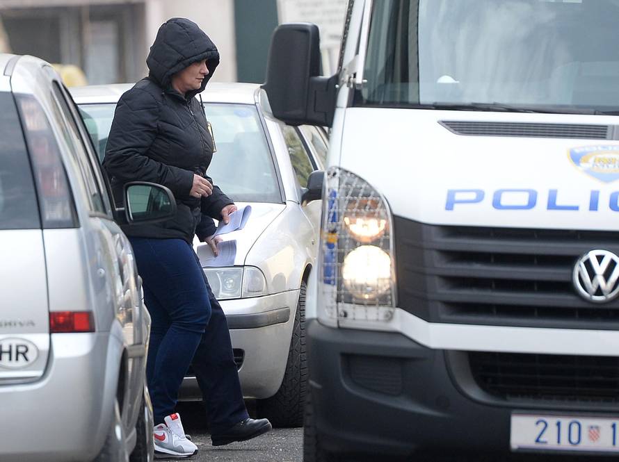 Smiljanu su doveli u lisicama u banku: 'Prošli su me trnci...'