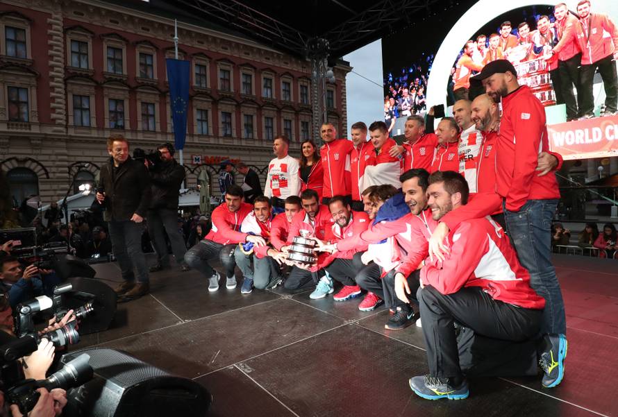 Grad s petoricom izbornika: Ne filozofiramo puno, fajteri smo!