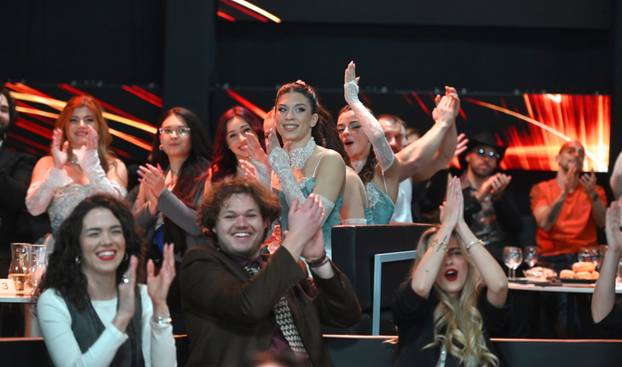 FOTO Pogledajte kako je bilo na 1. polufinalnoj večeri Dore