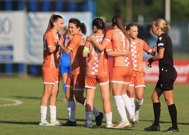 Nogometašice Agrama prvi put u povijesti osvojile naslov prvakinja Hrvatske