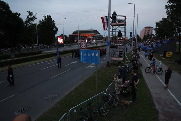 Zagreb: Generalna proba svečanog vojnog mimohoda