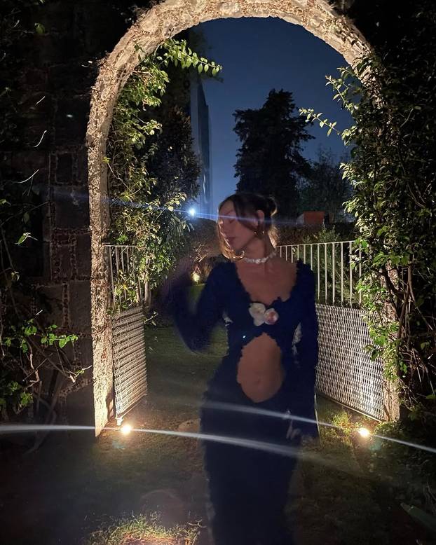 FOTO Od 'Tigrice' do odvjetnice. Ovo su paragvajske i francuske WAGS-ice: Koje su zanosnije?