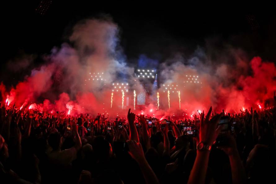 Šibenik: Koncert Marka Perkovića Thomsona na Šibenskom Šubićevcu