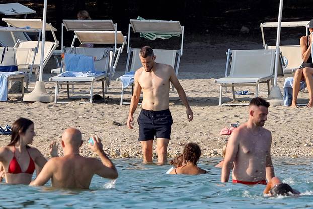 Petrčane: Arijan Ademi odmara na plaži u Punta Skali