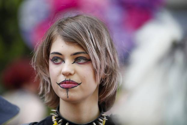 Zagreb: Okupljanje sudionika 21. Povorke ponosa pod sloganom "Dajte nam naša četiri zida!"