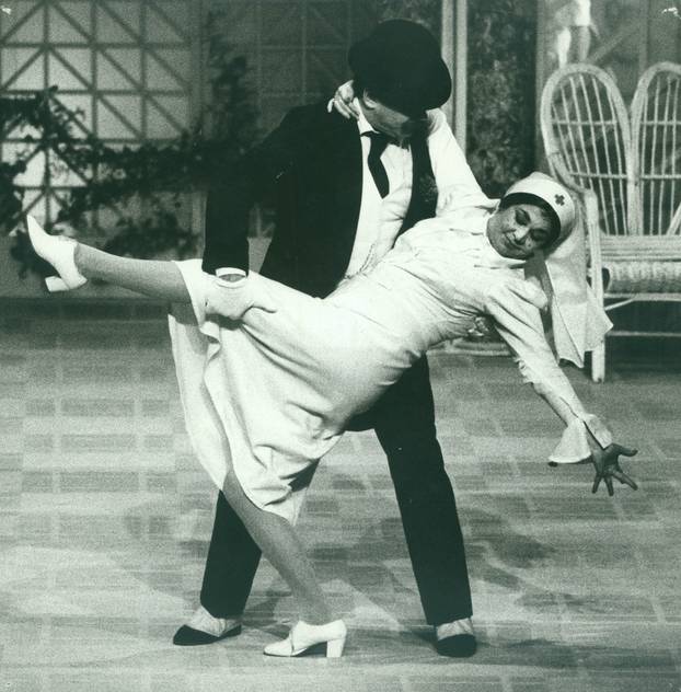 FOTO 'Mala Floramye' slavi 99. rođendan! Pogledajte kako se postava mijenjala kroz godine