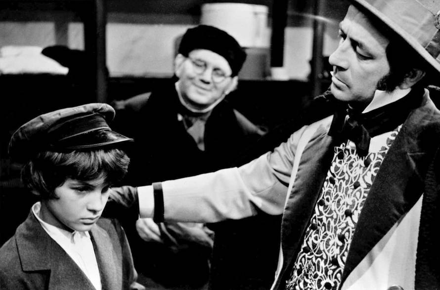 Na tisuće različitih kostima šivalo se za čak 150 glumaca