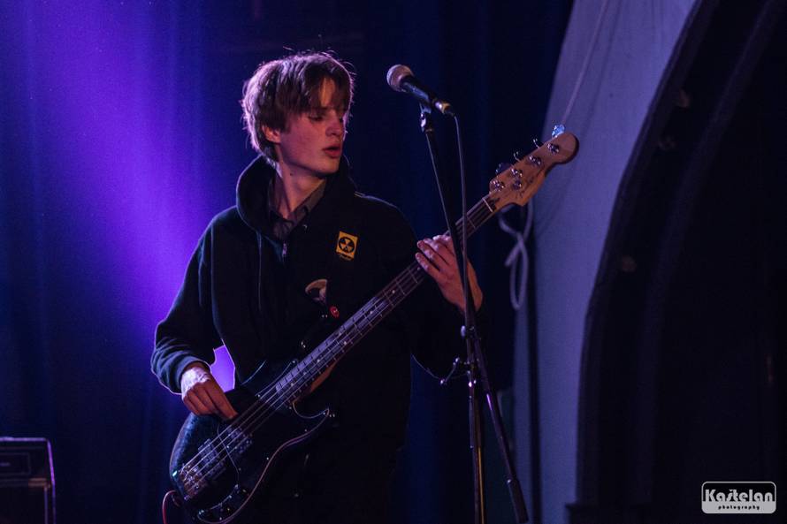 Vitasović je studenticu pozvao na stage pa su skupa zapjevali