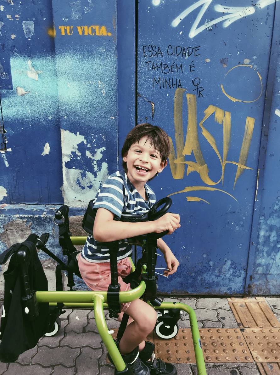 Dječak (7) ostvario životni san: Skejtao je unatoč teškoj bolesti