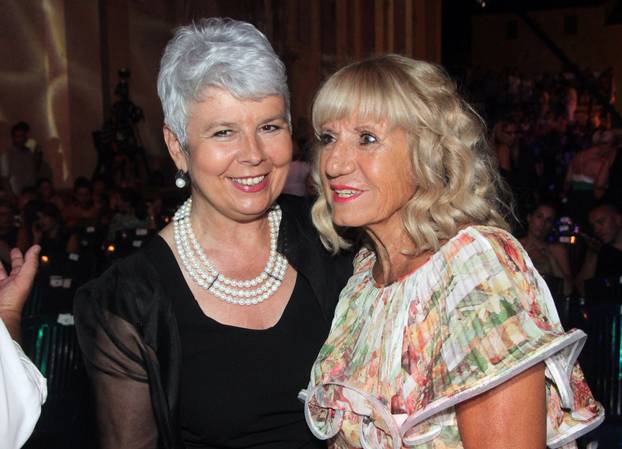 Šibenik: Poznati uživali na završnoj ve?eri 15. Dalmatinske šansone