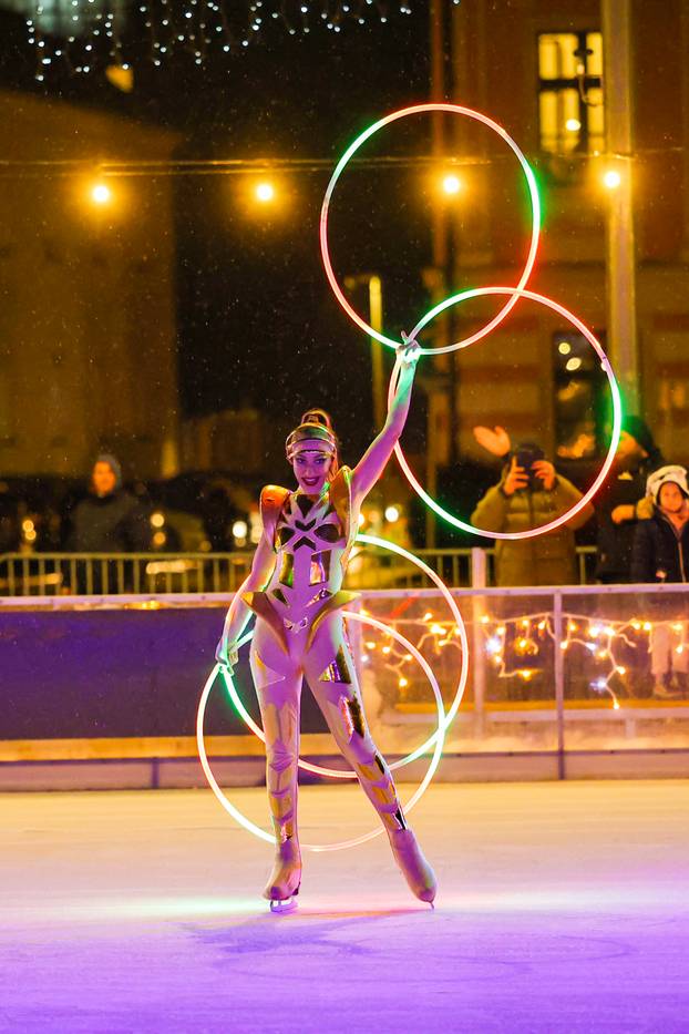 FOTO Otvoren je Ice Wonderland u Varaždinu: Najveće i najljepše klizalište u Hrvatskoj