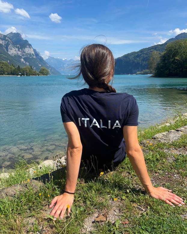 Stefania gađa kao alkar u sridu! Pogledajte ljepoticu iz Cortine