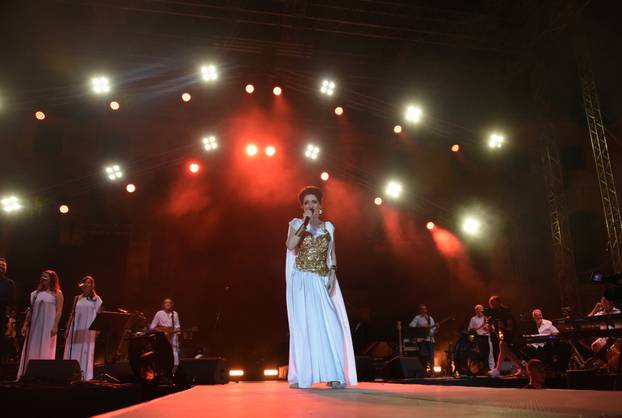 04.08.2024., Pula: I Doris Dragovic napunila pulsku Arenu.