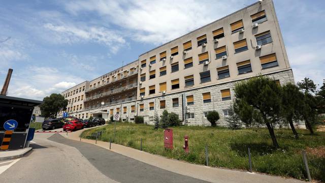 Sve više zaraženih trudnica i u KBC-u Rijeka: 'Žena (33) ima izuzetno tešku kliničku sliku'
