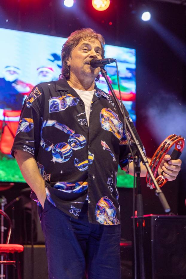 Županja: Alen Islamović nastupao na Moto susretu