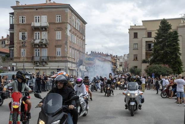 Defile kroz Pulu na najvećem susretu Croatia Bike Week