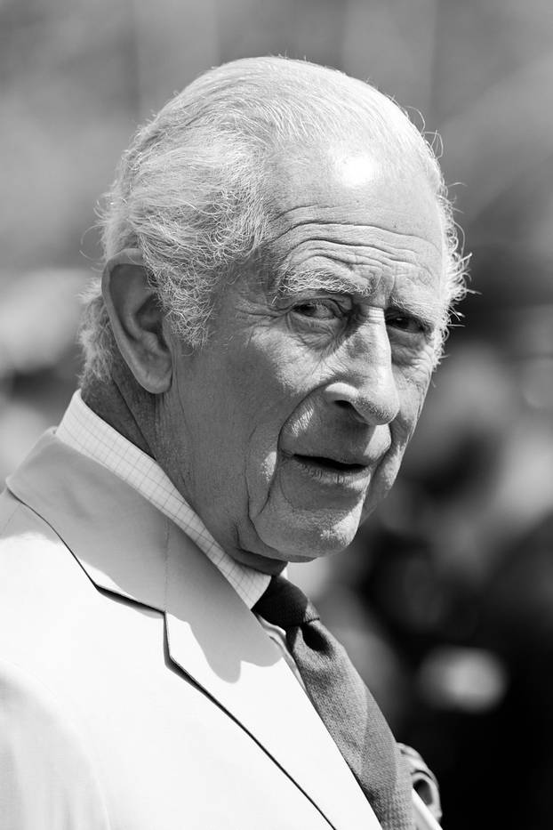 Kralj Charles III. vozio tenk tijekom Dana obitelji Kraljevske tenkovske pukovnije