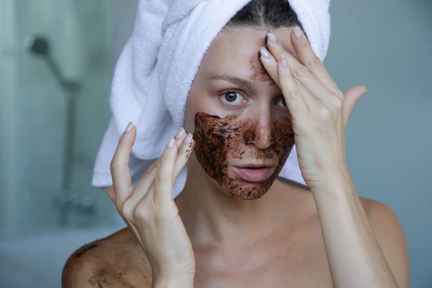 Diy,Coffee,Scrub,Face,Mask.,Beauty,Skin,Care.,Portrait,Of