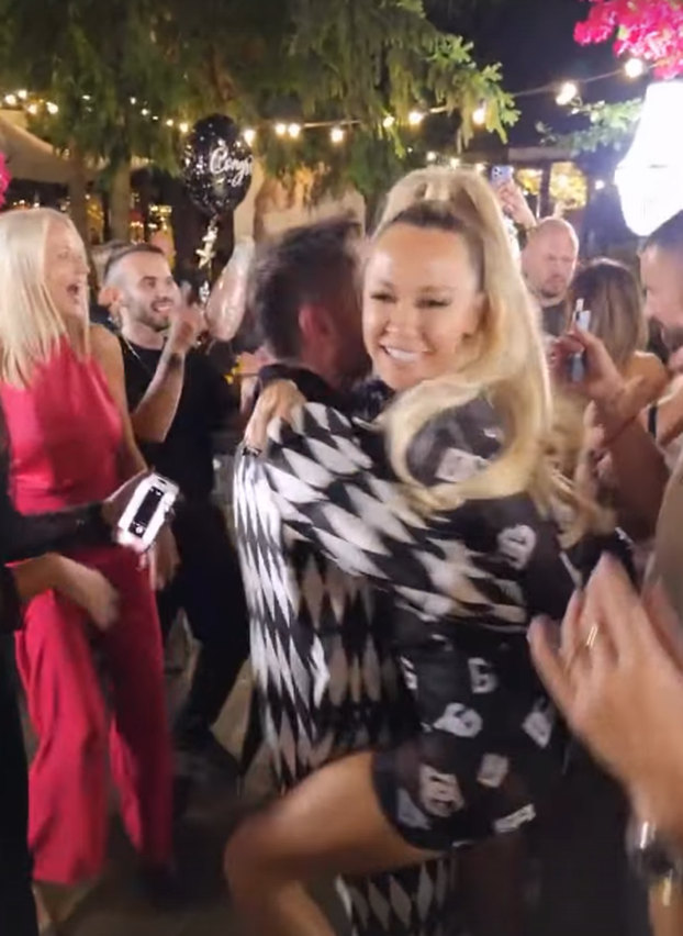 FOTO Maja proslavila rođendan u zagrljaju 'Savršenog' Šime: Nisu skidali osmijehe s lica...