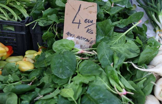 Šibenik: Ponuda na šibenskoj tržnici