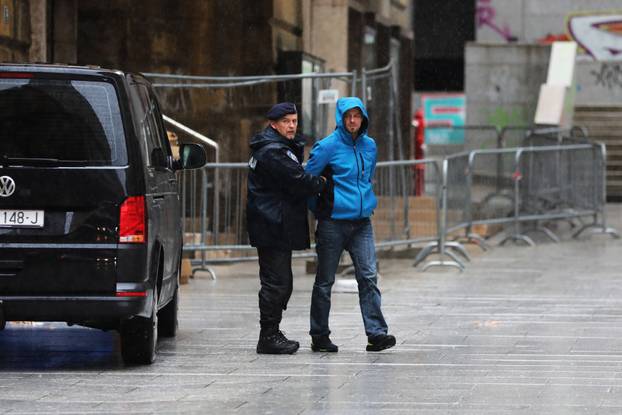 Rijeka: Privodjenje osumnjicenih na ispitivanje u USKOK