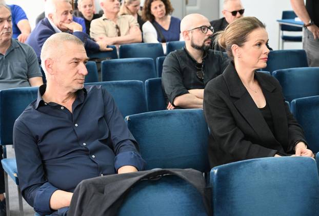 Zagreb: Komemoracija za glumicu i pjevačicu Sandu Langerholz