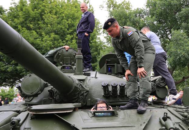 Zagreb: Proslava Dana državnosti na Jarunu 