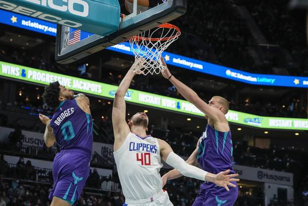 NBA: Los Angeles Clippers at Charlotte Hornets