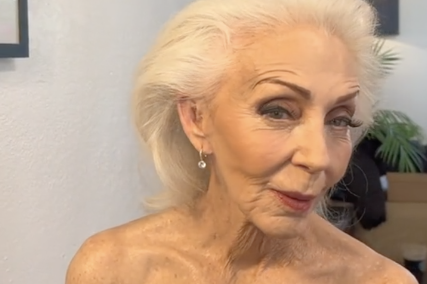 sepcka Colleen (75) voli nositi prozirne haljine: 'Odbijam biti nevidljiva'