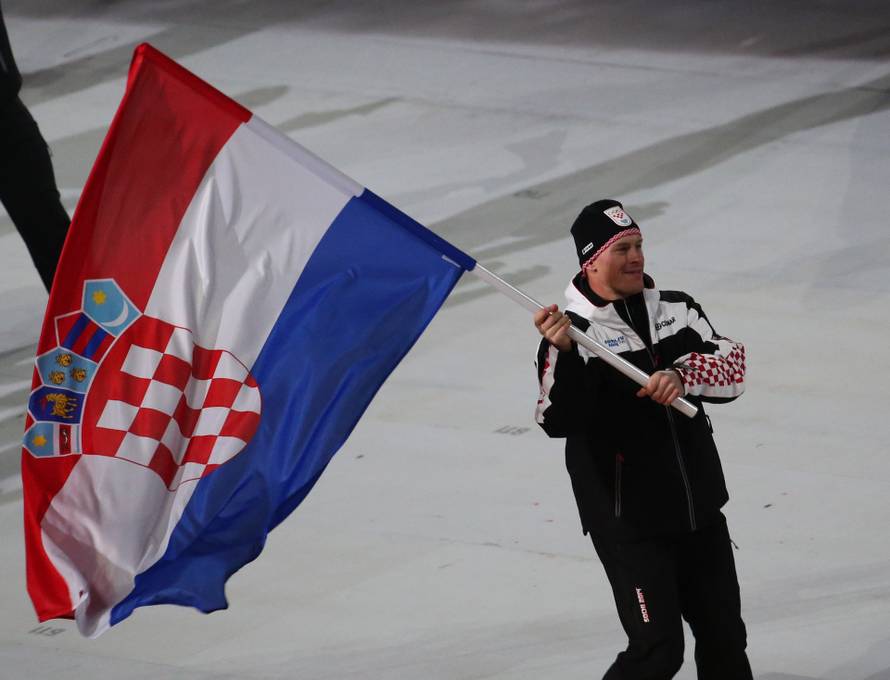 So?i: Ivica Kosteli? nosio zastavu na otvorenju Zimskih olimpijskih igara 2014.